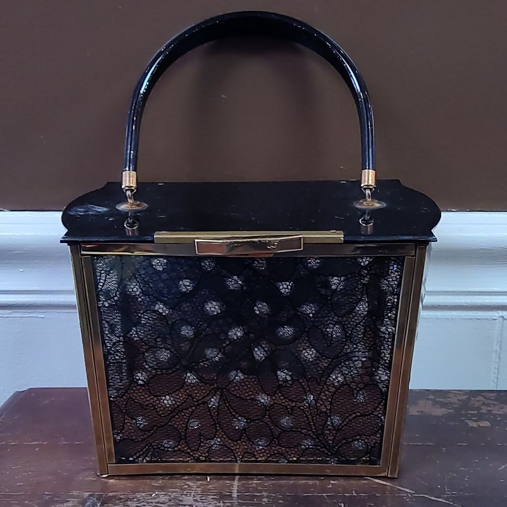Vintage 1950s Lucite Box Purse